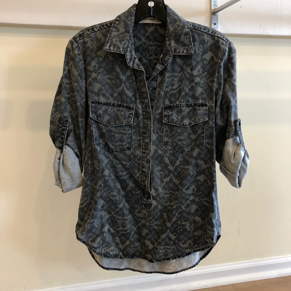Bella Dahl Tencel rolled sleeve gray shirt  XS